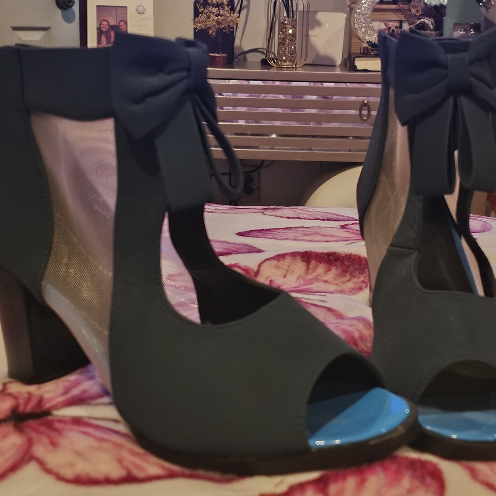 Elegant Blue Peep-Toe Ankle Boots Brand New